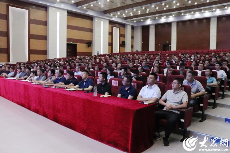 东营区启动2024安全生产月活动暨特种作业安全培训 筑牢生产防线(图2)