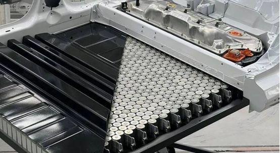 宝马大圆柱电池量产姜还是老的辣(图5)